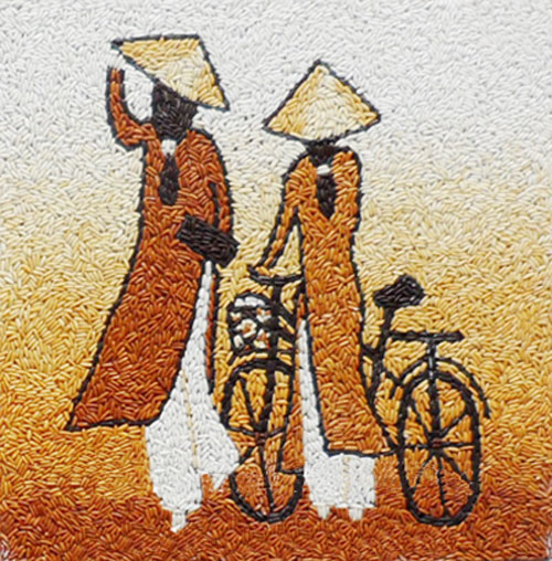 Tranh gạo áo dài xe đạp