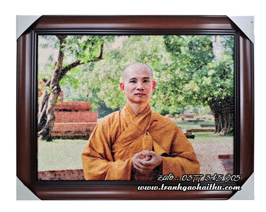 Tranh gạo chân dung màu